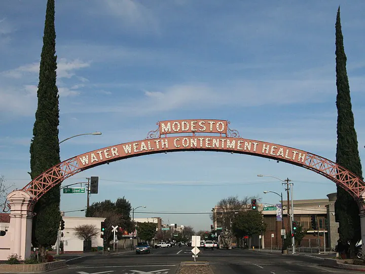 The Modesto Arch, downtown
