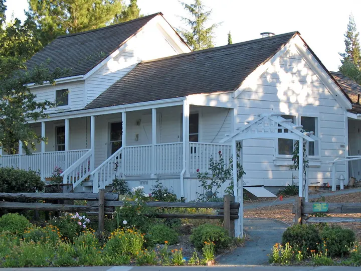 The Rodgers Ranch farmhouse, Pleasant Hill